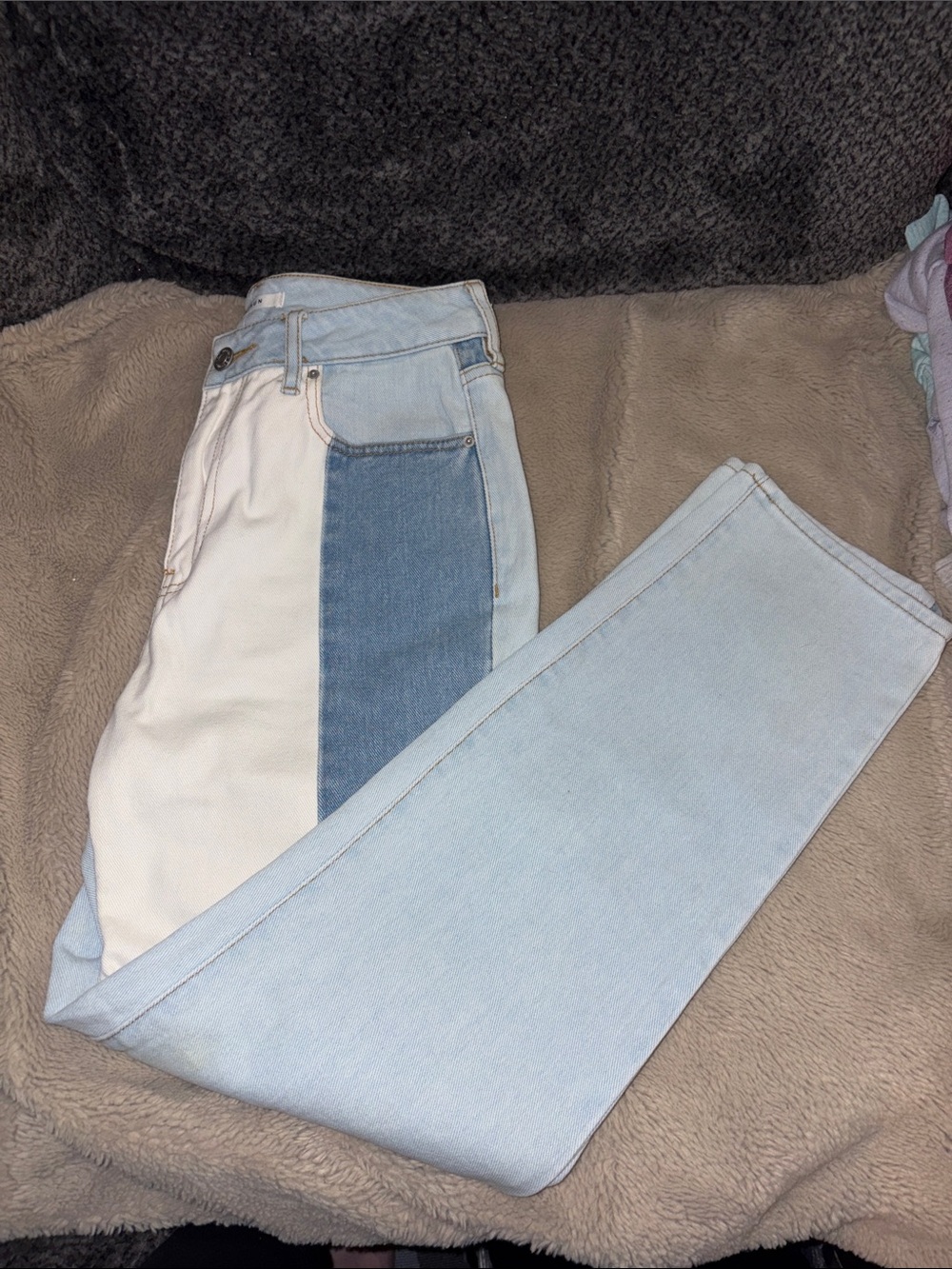 PacSun Eco Hopper Patch Mom Jeans, Size 26